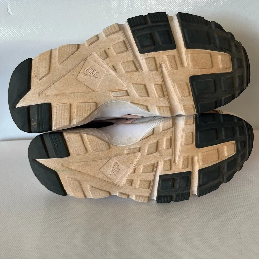 Nike Huarache Sneakers